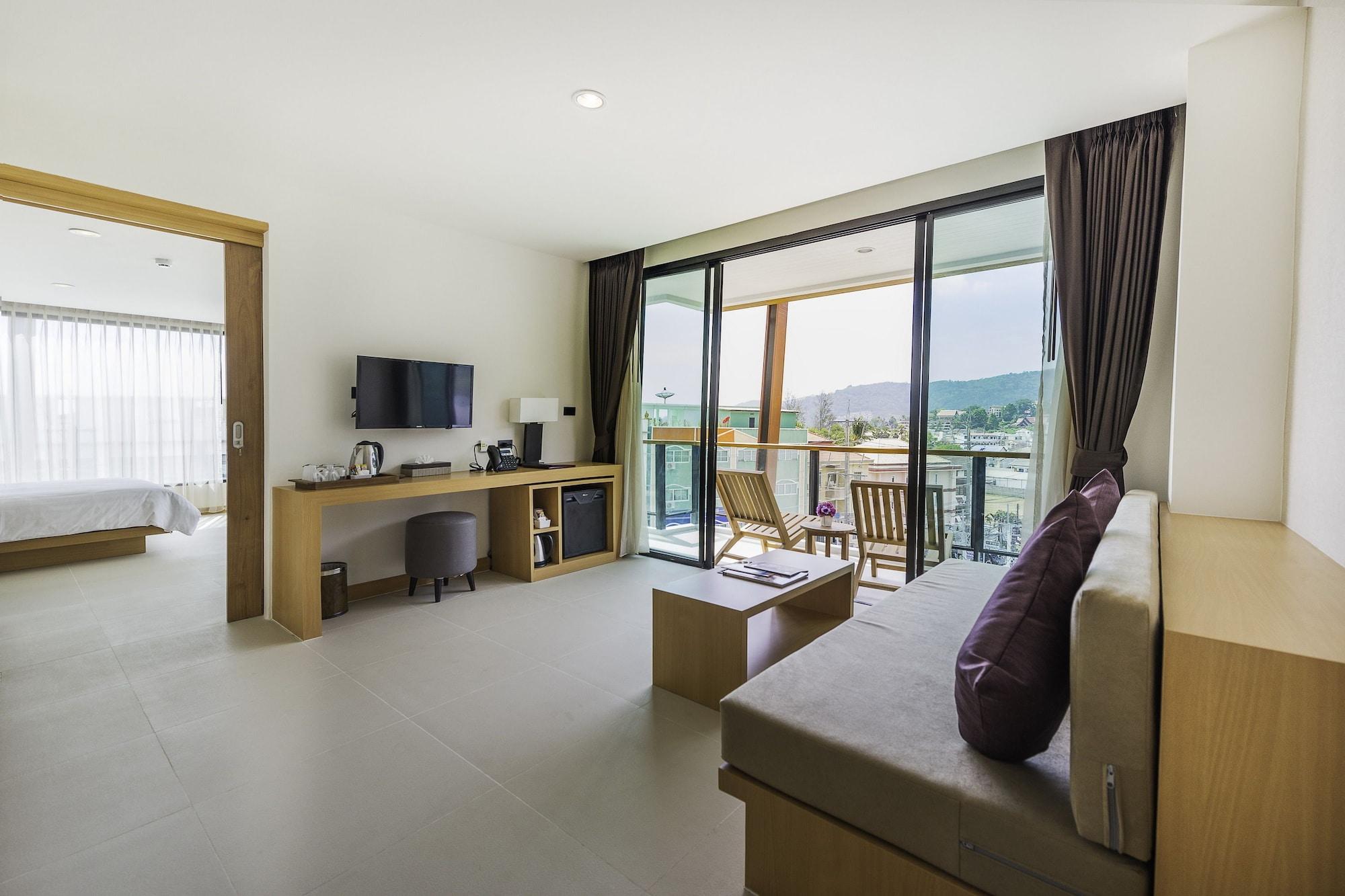 The Lunar Patong Phuket Luaran gambar