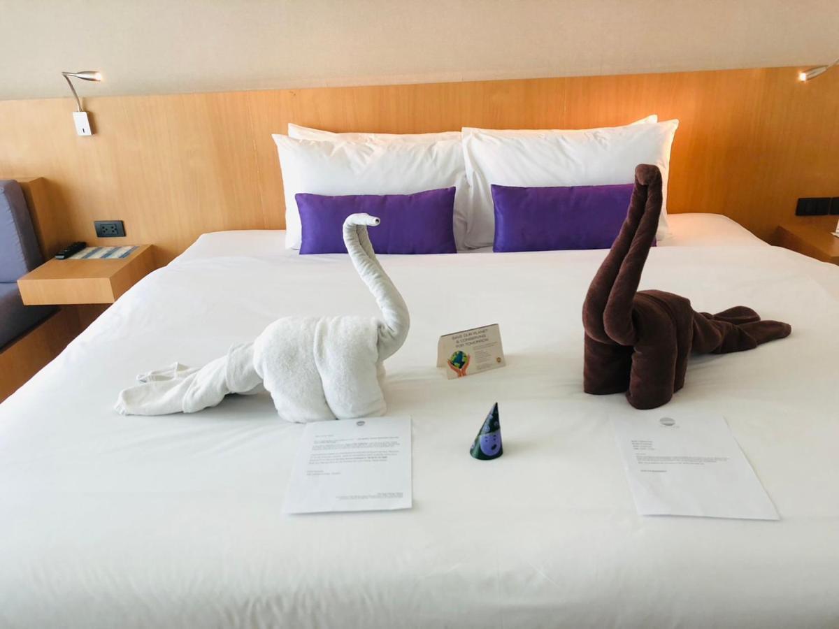 The Lunar Patong Phuket Luaran gambar