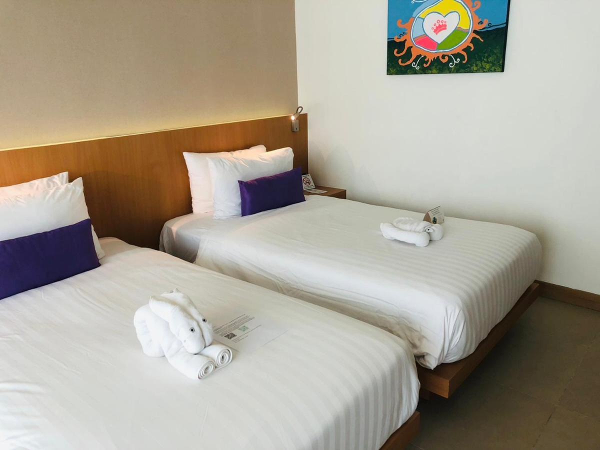 The Lunar Patong Phuket Luaran gambar